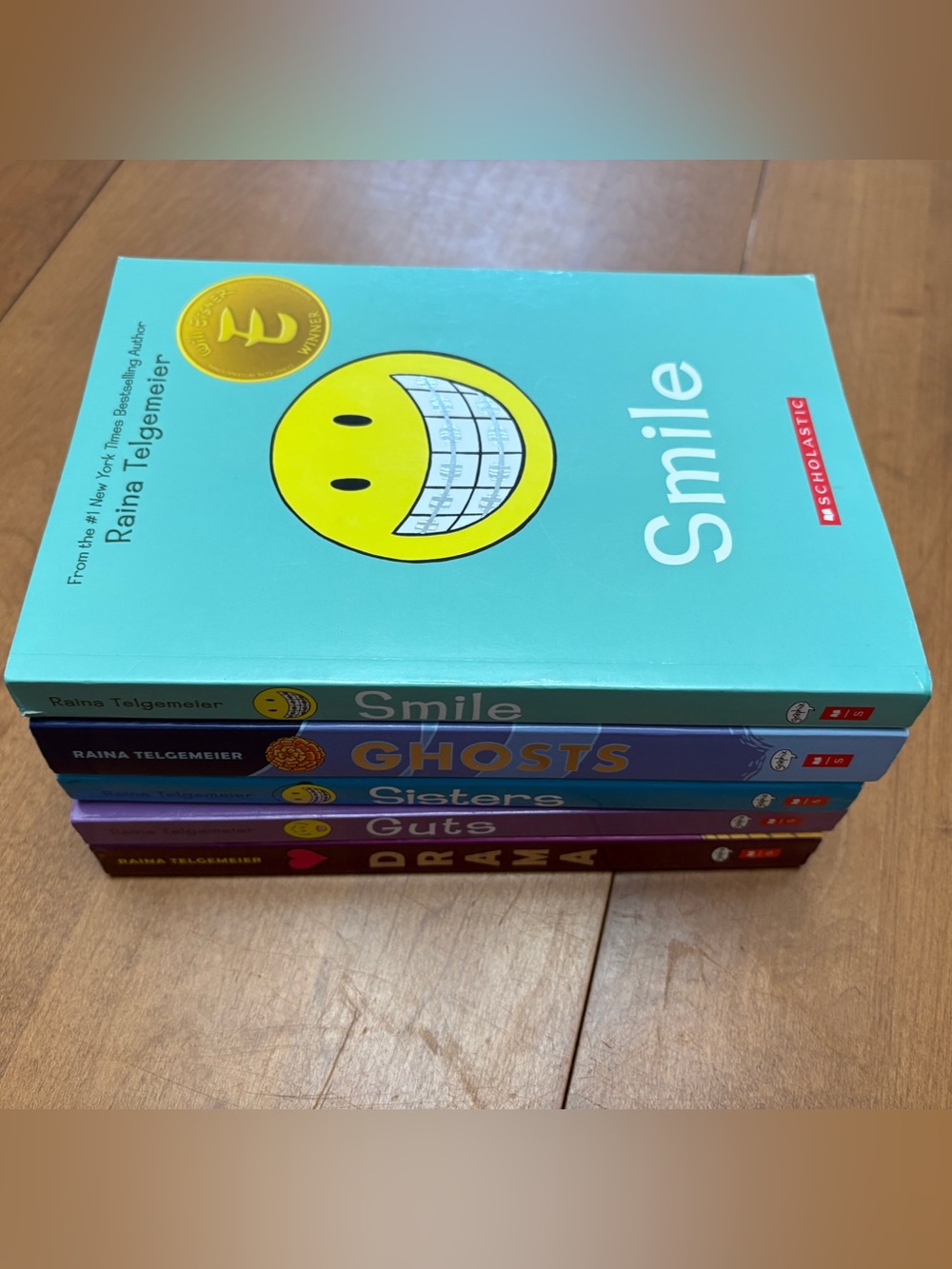 5 Raina Telgemeier Graphic Novels